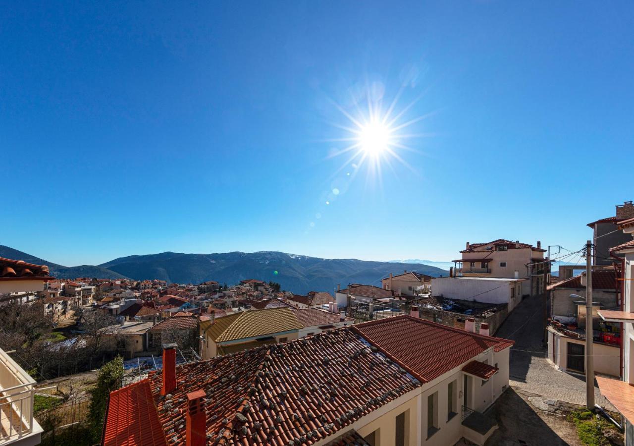 Deluxe Apartments By White Hills Arachova Exterior photo